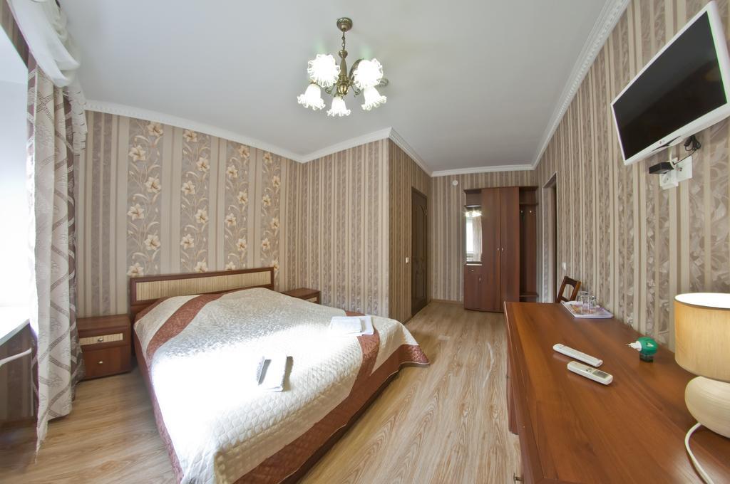 Voyazh Hotel Vologda Extérieur photo